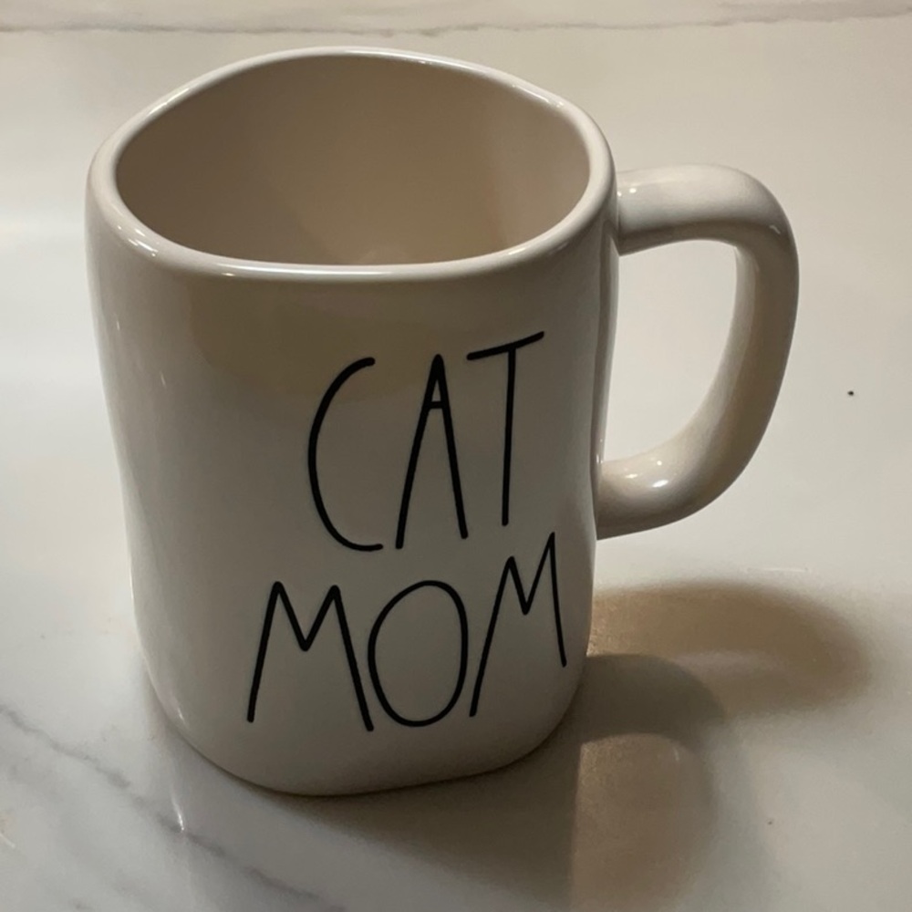 - Rae Dunn Cat Mom Ceramic Mug. New
